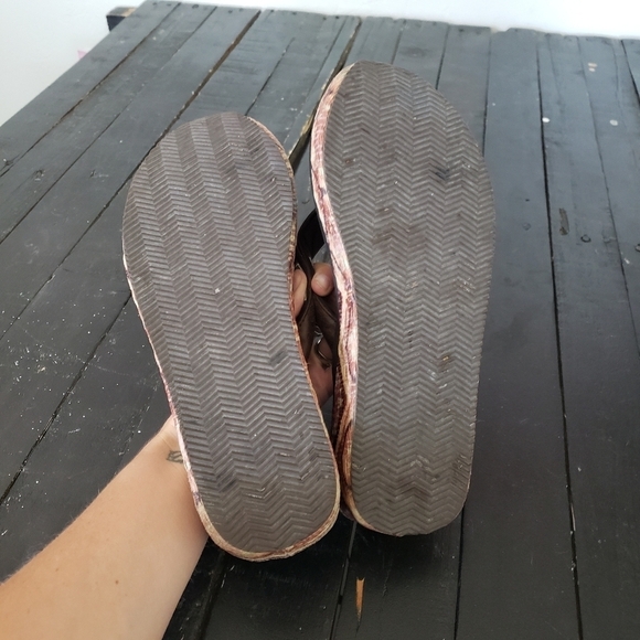 Roper Flip Flops Sandals Brown Western Wedge Burgundy Cream Chevron Women's 10 - Picture 9 of 9